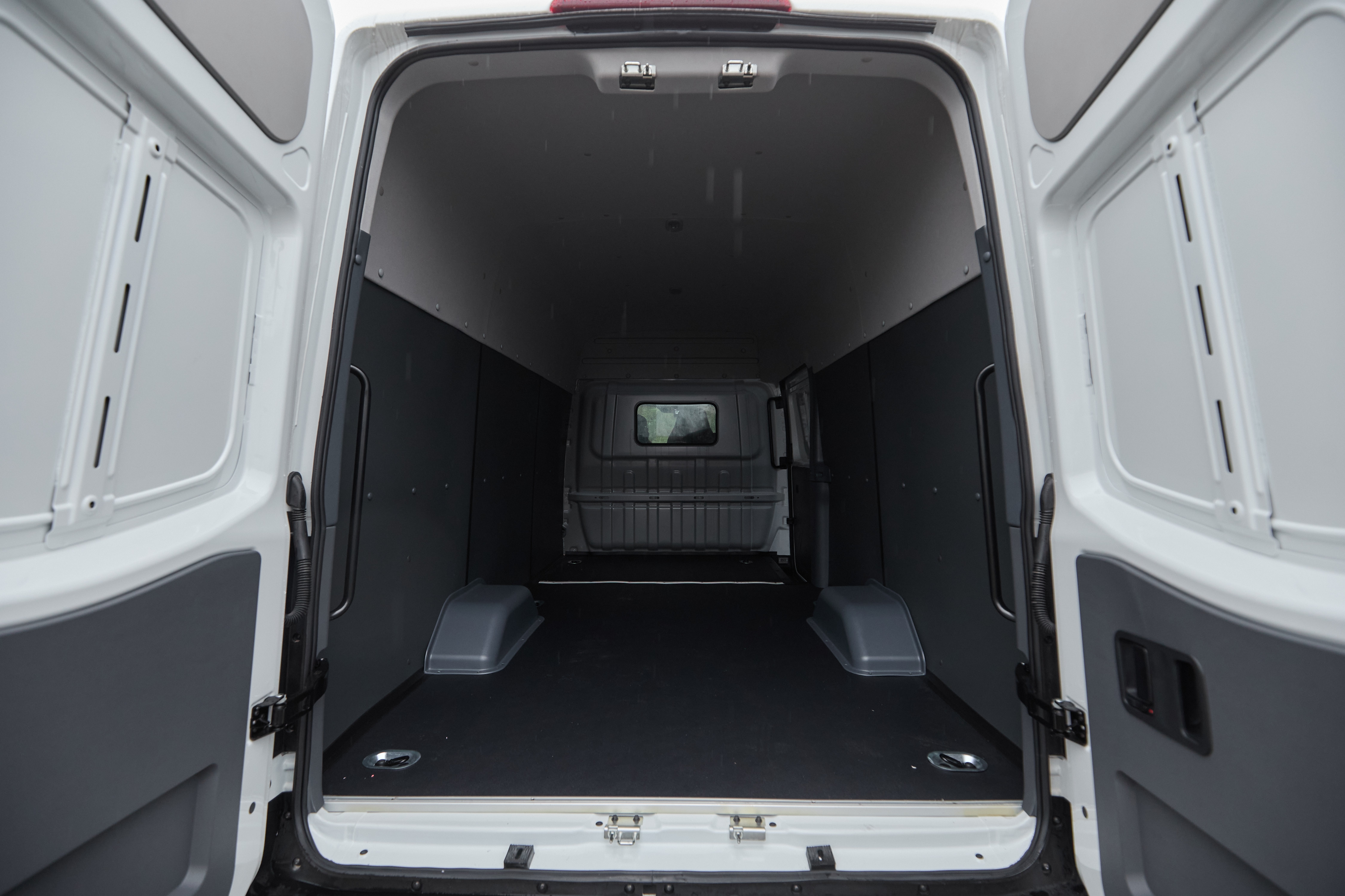 Полноразмерное запасное колесо в стандартной комплектации