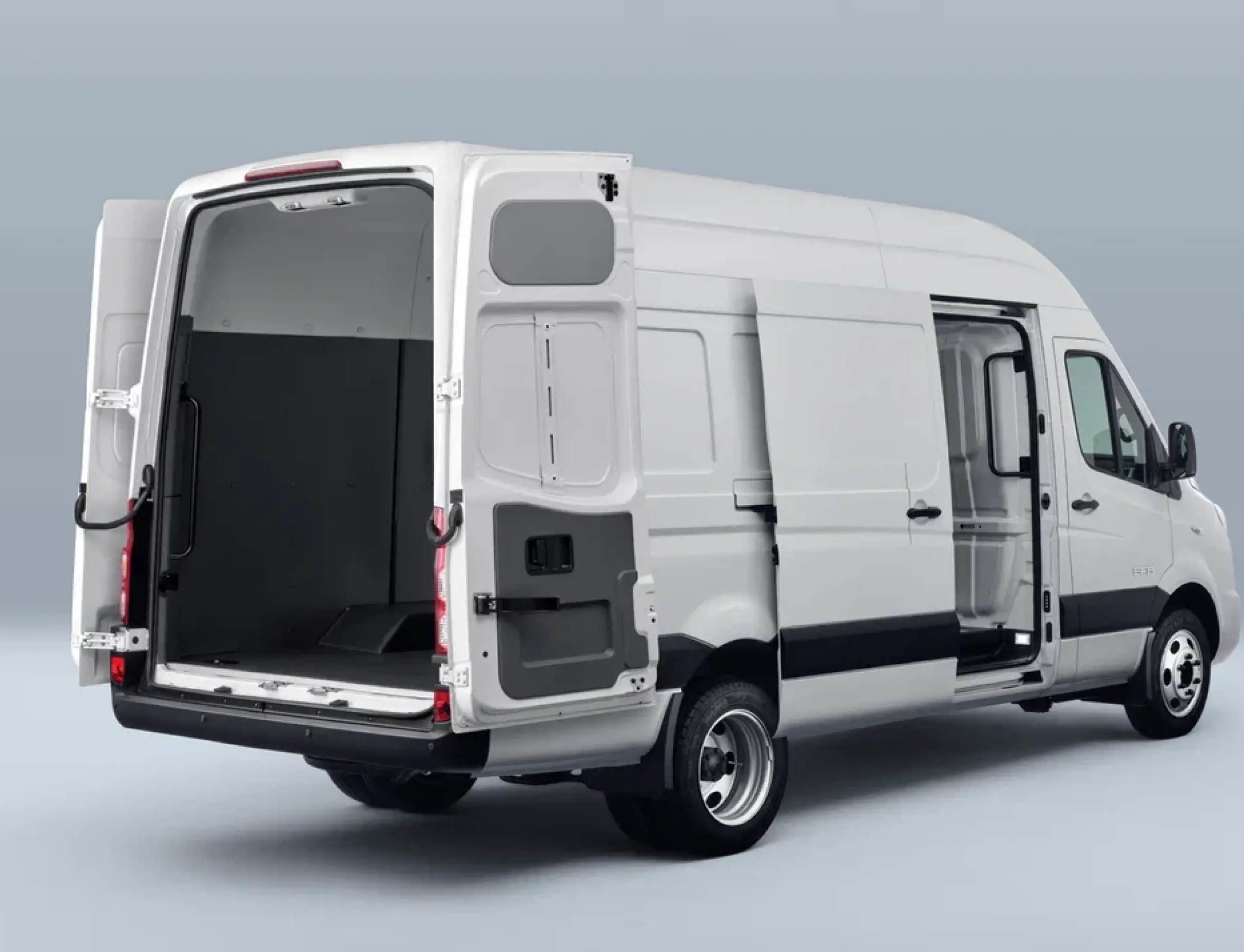 Полноразмерное запасное колесо в стандартной комплектации