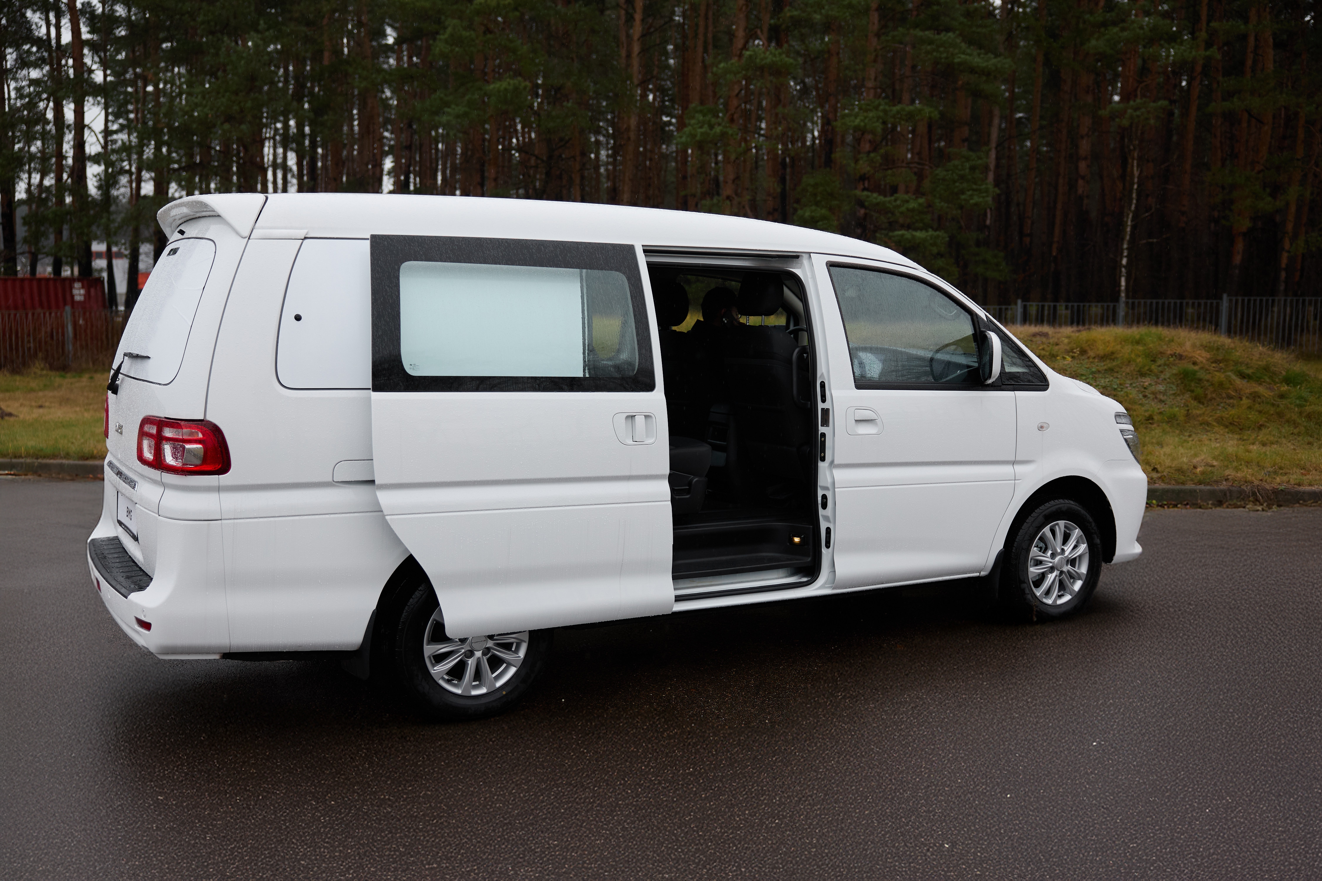 Выгодные варианты трейд-ин, позволяющие быстро и без каких-либо рисков сменить прежний автомобиль на новый Ford Transit