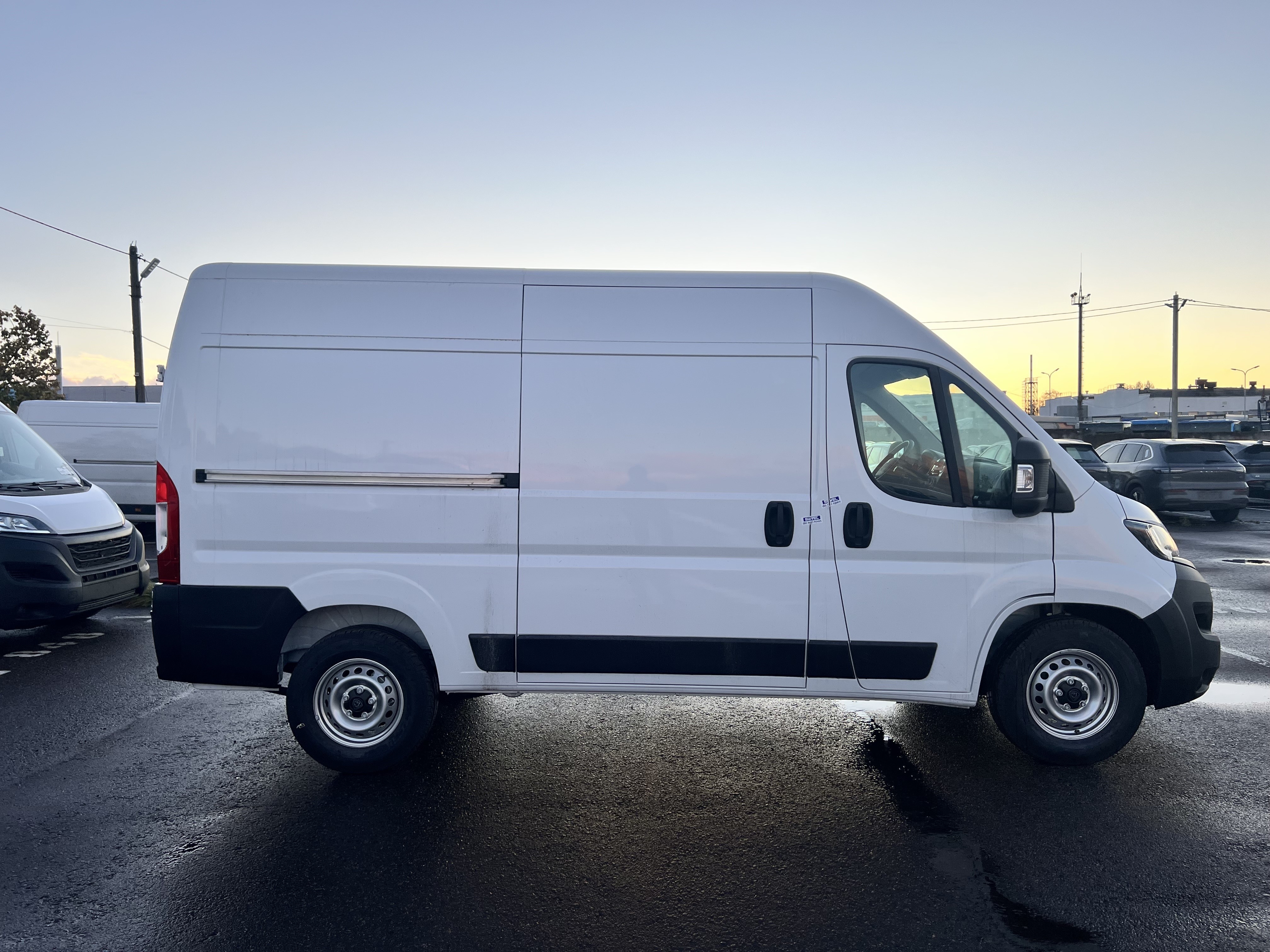 Выгодные программы trade-in, позволяющие быстро и без каких-либо рисков сменить прежний автомобиль на новый